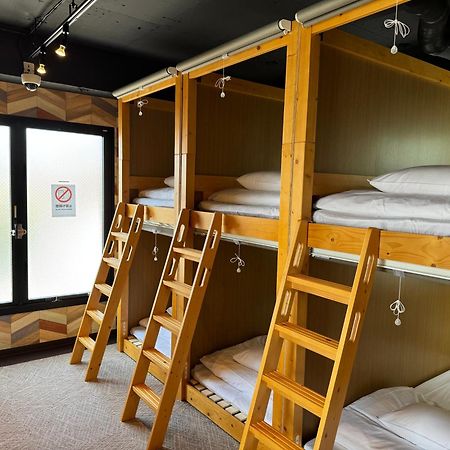 Capsule Hotel Continue Nijojokita Quioto Exterior foto