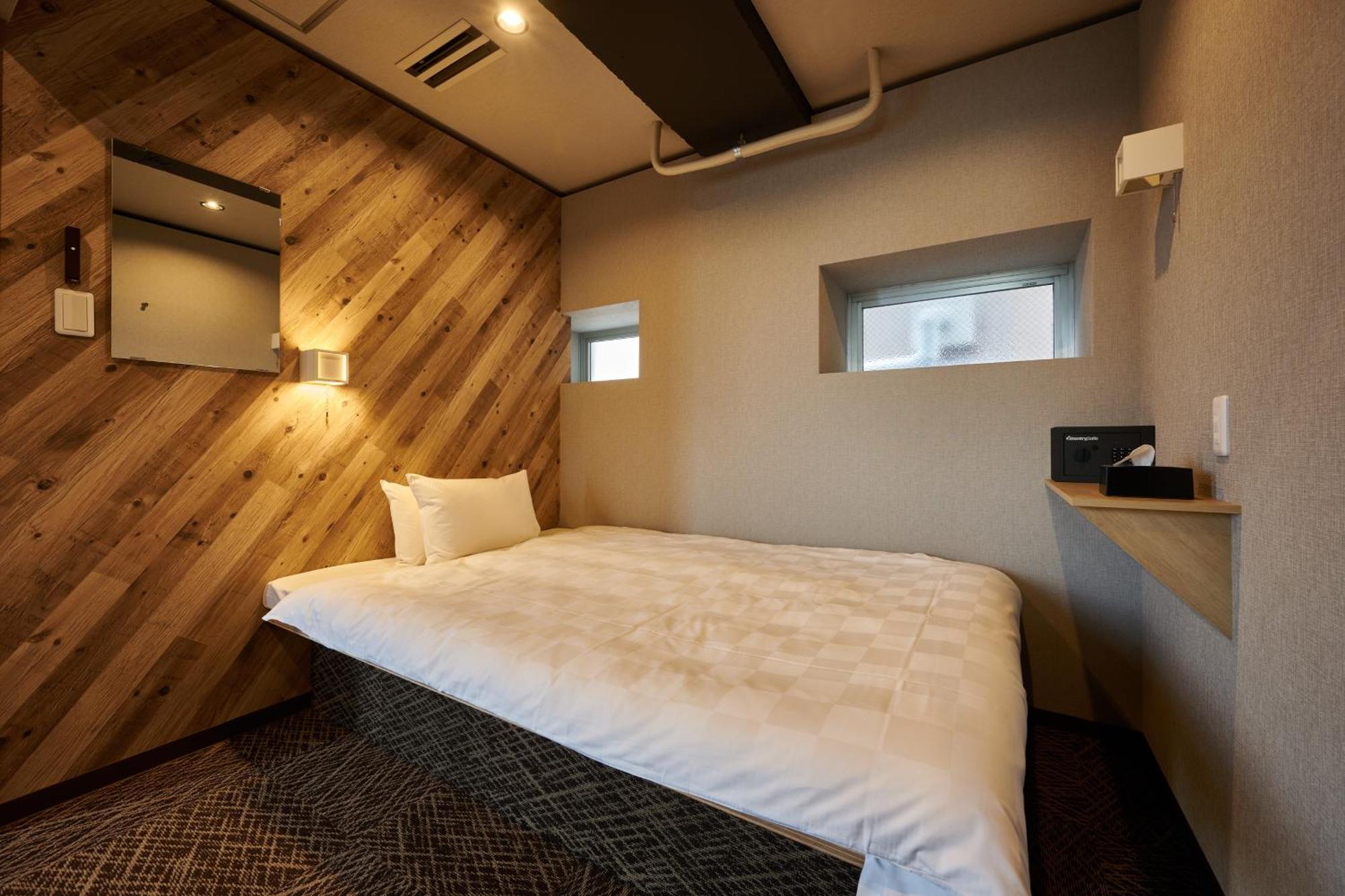 Capsule Hotel Continue Nijojokita Quioto Exterior foto